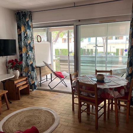 T2 Avec Veranda Et Piscine A Mandelieu La Napoule Εξωτερικό φωτογραφία